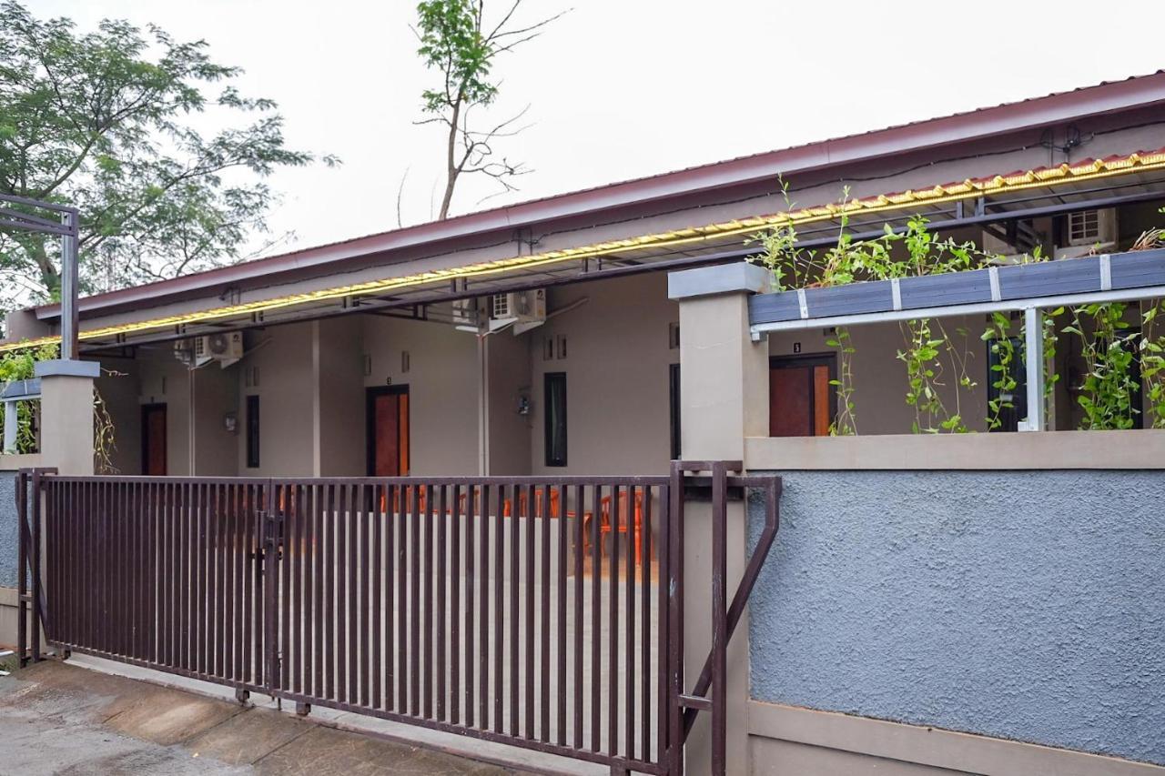 Reddoorz Syariah Near Exit Tol Pemalang Comal 2 Hotel Buitenkant foto
